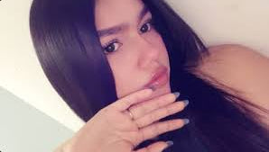 <em>Roselyn</em>
